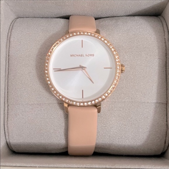 Michael Kors Women's Charley Three-Hand Rose Gold-Tone Alloy Watch MK2842 - Picture 7 of 10